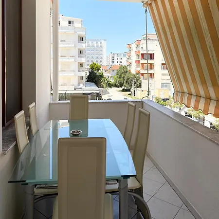 Aparthotel Bamisa *