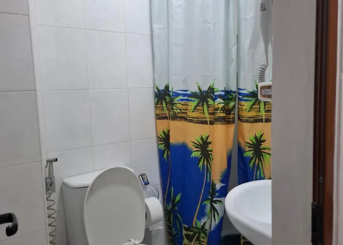 Bamisa Golem (Tirana)